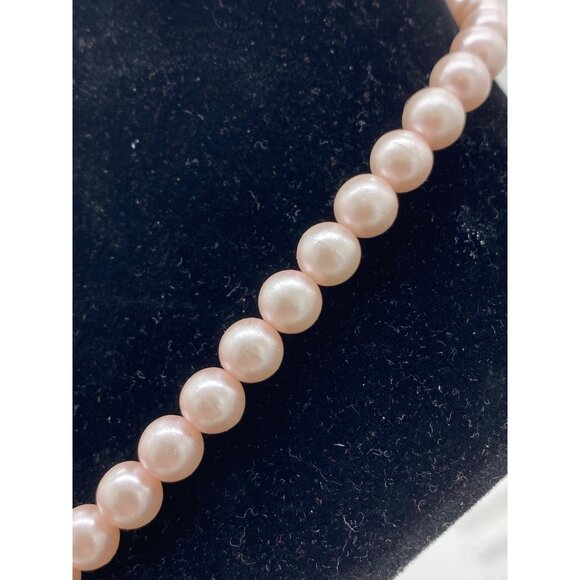 Vintage Light Pink Faux Pearl Necklace Single Strand Gold-Tone Clasp 16 inches - Picture 3 of 7